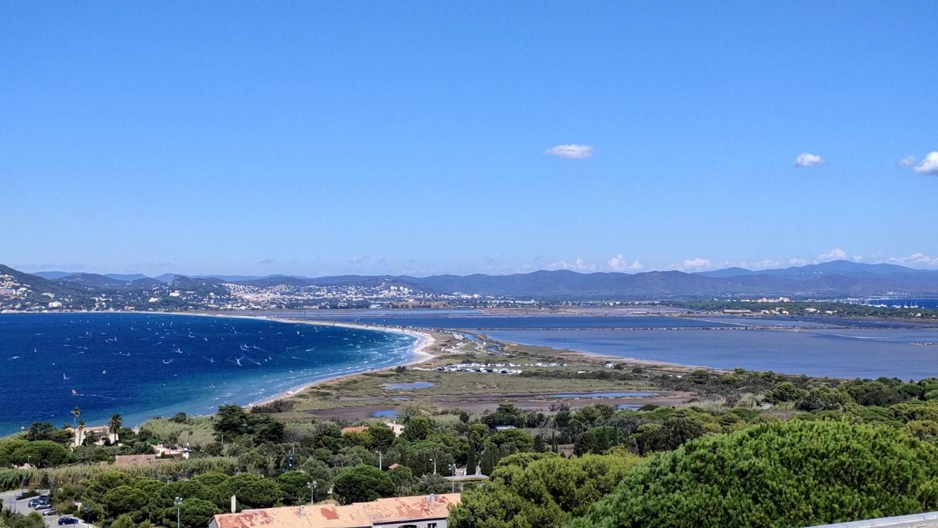 Camping La Bergerie Plage Hyeres Exterior photo